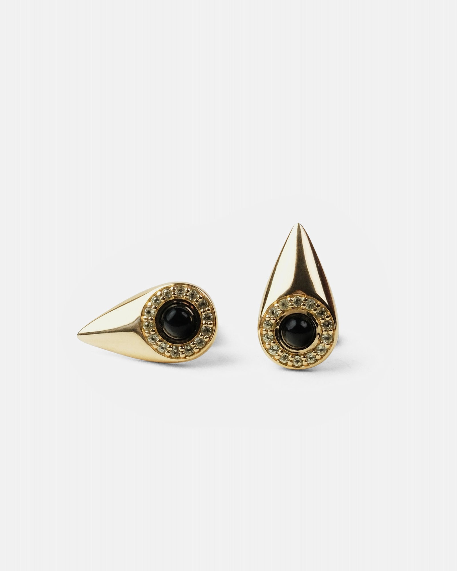 Mini Vetra Gold Earrings